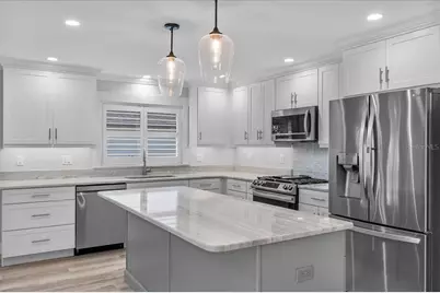 718 Canberra Road, Winter Haven, FL 33884 - Photo 2