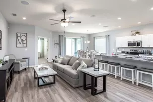 717 Cypress Creek Run, Saint Cloud, FL 34771 - Photo 6