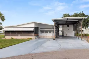 4981 Mount Olive Shores Dr, Polk City, FL 33868 - Photo 2