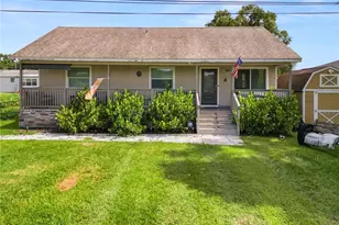 2001 W Ball St, Plant City, FL 33563 - Photo 1