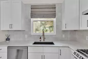 506 Sweetbay Cir, Winter Haven, FL 33884 - Photo 12