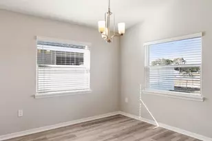 35397 Coventry Fields Loop, Zephyrhills, FL 33541 - Photo 14