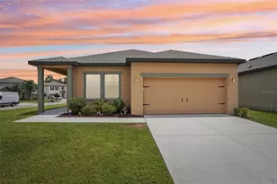3953 Spruce Creek Dr, Lakeland, FL 33811 - Photo 2