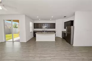 6170 Dolostone Dr, Lakeland, FL 33811 - Photo 10