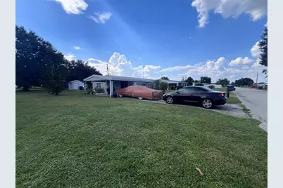 262 Walter Avenue, Frostproof, FL 33843 - Photo 2