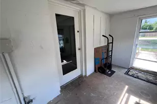 262 Walter Ave, Frostproof, FL 33843 - Photo 12