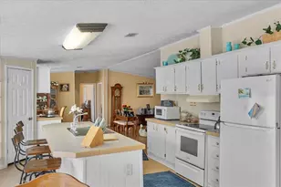 483 Lindsey Dr, Lakeland, FL 33809 - Photo 16