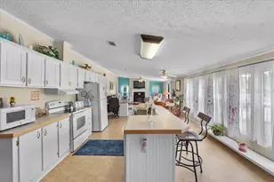 483 Lindsey Dr, Lakeland, FL 33809 - Photo 14