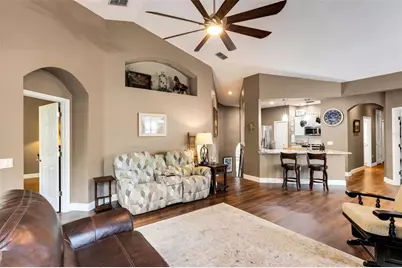 532 Grasslands Village Circle #N/A, Lakeland, FL 33803 - Photo 10