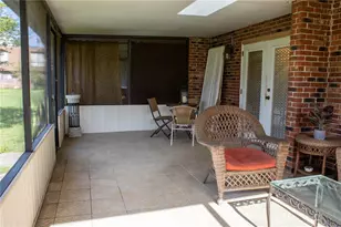 1836 N Crystal Lake Dr, Lakeland, FL 33801 - Photo 18
