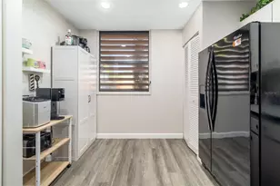 135 Wild Palm Dr, Bradenton, FL 34210 - Photo 4