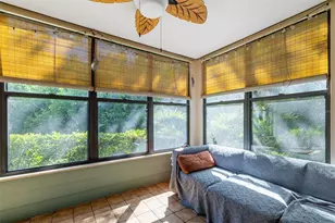 135 Wild Palm Dr, Bradenton, FL 34210 - Photo 30