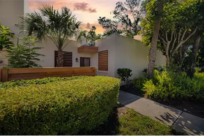 135 Wild Palm Drive, Bradenton, FL 34210 - Photo 1