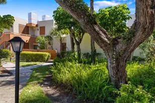 135 Wild Palm Dr, Bradenton, FL 34210 - Photo 36