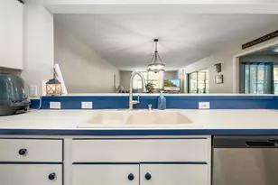 135 Wild Palm Dr, Bradenton, FL 34210 - Photo 6