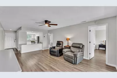 6056 Topher Trail, Mulberry, FL 33860 - Photo 8