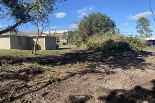 933 Henry St, Punta Gorda, FL 33950 - Photo 1