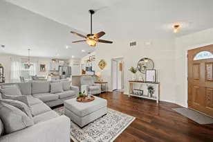 3333 Winchester Estates Cir, Lakeland, FL 33810 - Photo 4