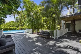 1702 Spoonbill Dr, Nokomis, FL 34275 - Photo 6