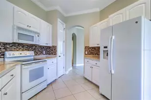 2804 Prestwick Dr, Lakeland, FL 33803 - Photo 10