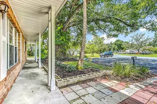 1631 Monterey Ln, Lakeland, FL 33813 - Photo 8
