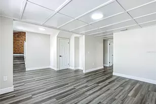 1631 Monterey Ln, Lakeland, FL 33813 - Photo 10