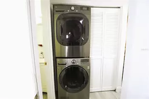 1920 E Edgewood Dr, Lakeland, FL 33803 - Photo 24