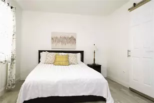 1920 E Edgewood Dr, Lakeland, FL 33803 - Photo 14