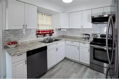 1920 E Edgewood Drive #C5, Lakeland, FL 33803 - Photo 10