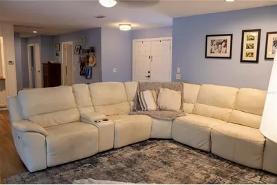 630 Howard Avenue, Lakeland, FL 33815 - Photo 10