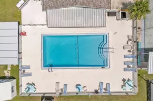 34704 Sweetpea Ln, Zephyrhills, FL 33541 - Photo 52