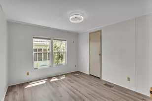 34704 Sweetpea Ln, Zephyrhills, FL 33541 - Photo 22