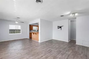 821 Hollingsworth Rd, Lakeland, FL 33801 - Photo 8