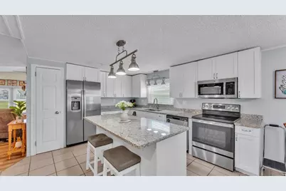 3279 Pebble Bend Drive, Lakeland, FL 33810 - Photo 4