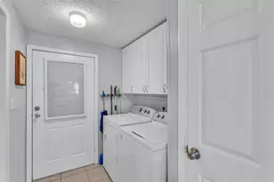 3279 Pebble Bend Dr, Lakeland, FL 33810 - Photo 28