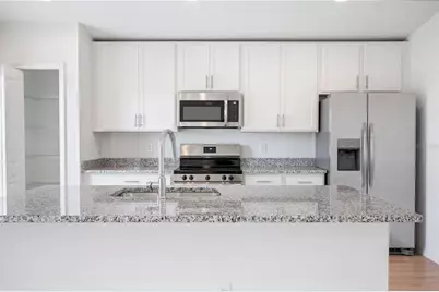 106 9th Street E, Frostproof, FL 33843 - Photo 4