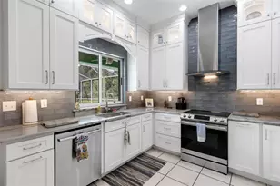 1669 Kinsman Way, Lakeland, FL 33809 - Photo 4