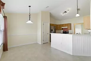 655 Powder Horn Row, Lakeland, FL 33809 - Photo 10