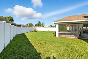 655 Powder Horn Row, Lakeland, FL 33809 - Photo 34