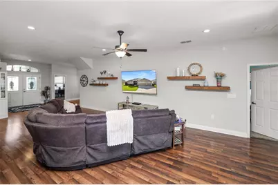 5928 Valentino Way, Lakeland, FL 33812 - Photo 10