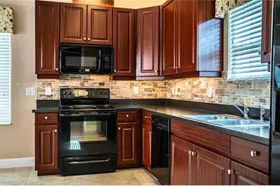 253 Alexander Woods Drive, Plant City, FL 33563 - Photo 24