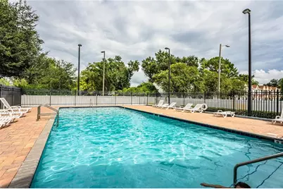 253 Alexander Woods Drive, Plant City, FL 33563 - Photo 6