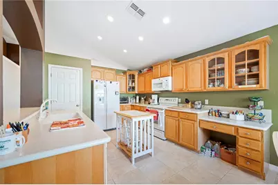 1829 Rocky Pointe Drive, Lakeland, FL 33813 - Photo 8