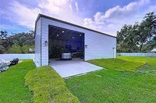 3644 Kathleen Oaks, Lakeland, FL 33810 - Photo 8