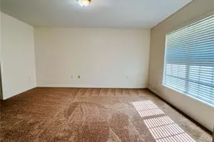 5857 Manchester Dr W, Lakeland, FL 33810 - Photo 26