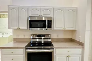 5857 Manchester Dr W, Lakeland, FL 33810 - Photo 22