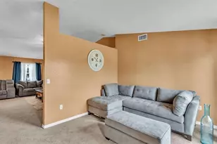 2809 Blush Dr, Lakeland, FL 33813 - Photo 8