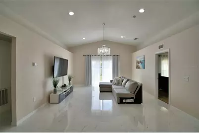 8203 Campbell Crossing Circle, Lakeland, FL 33810 - Photo 8