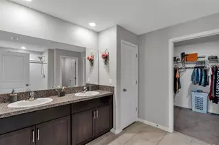 5727 Keaton Springs Dr, Lakeland, FL 33811 - Photo 24