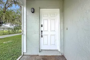 1305 Bramblewood Dr, Lakeland, FL 33811 - Photo 12